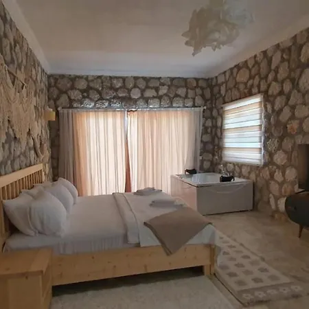 Bella Villa *